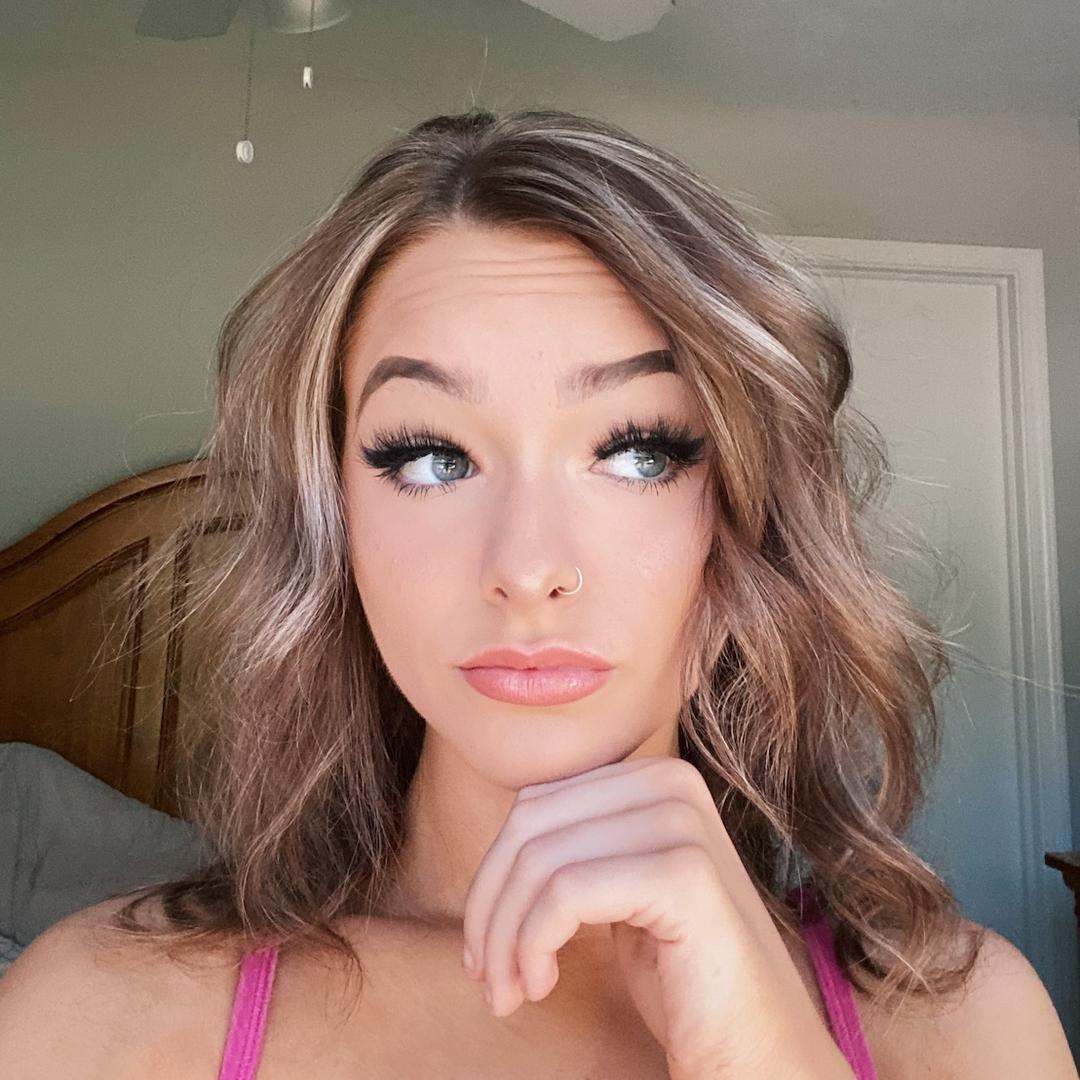 Zoe LaVerne
