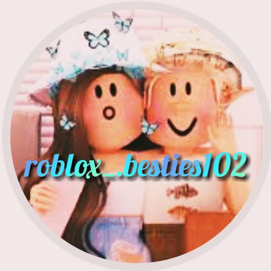 Roblox Besties102 ℝ𝕠𝕓𝕝𝕠𝕩 Tiktok Profile - kissing in the office roblox