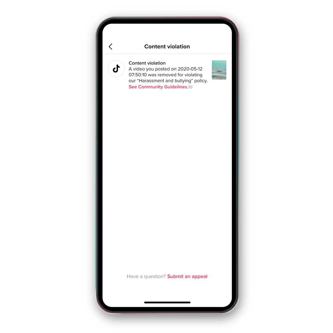 Уведомление о нарушении политики контента в ТикТок на английском