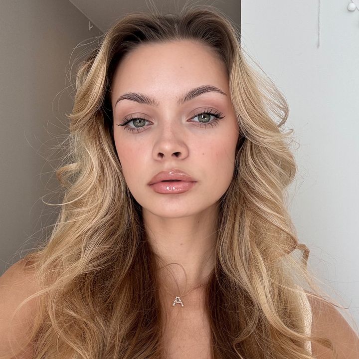 Anya Ischuk @anyaischuk