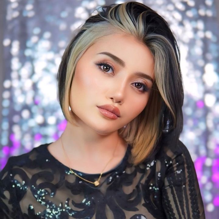 Puteri Sari @puteriisarii