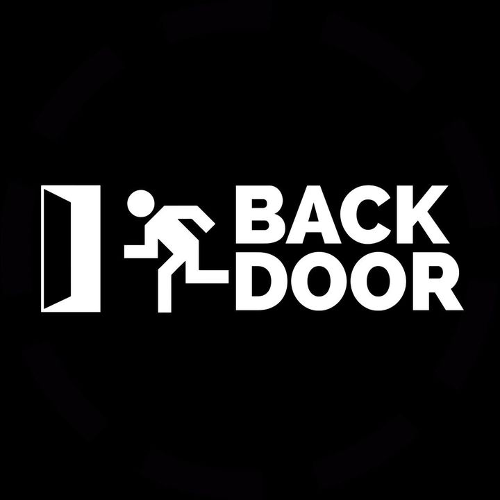 Backdoor @backdoor_humor