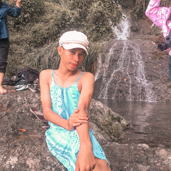 her @cantikmukalambat