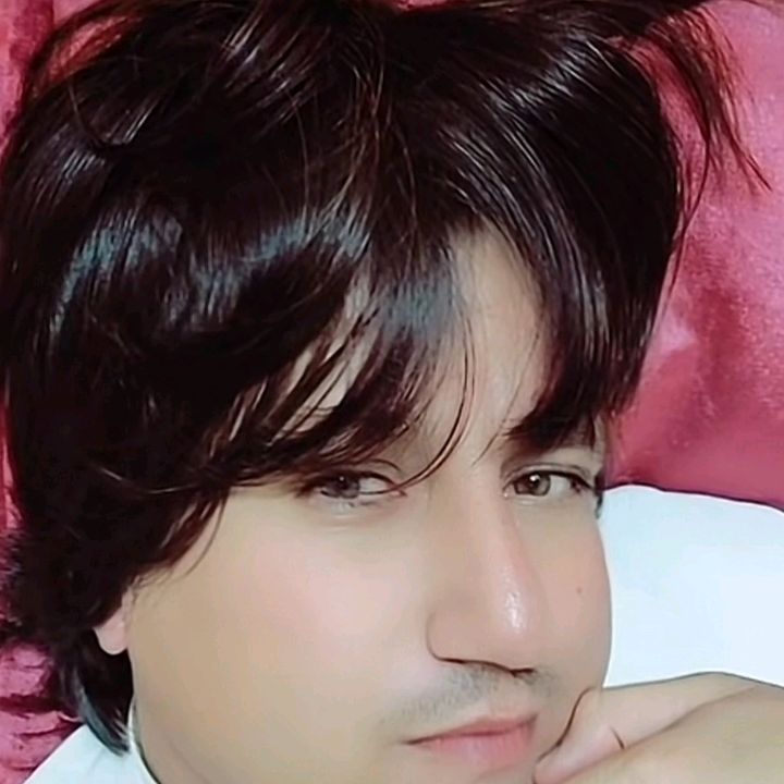 Luqman __ khan @luqi..khan