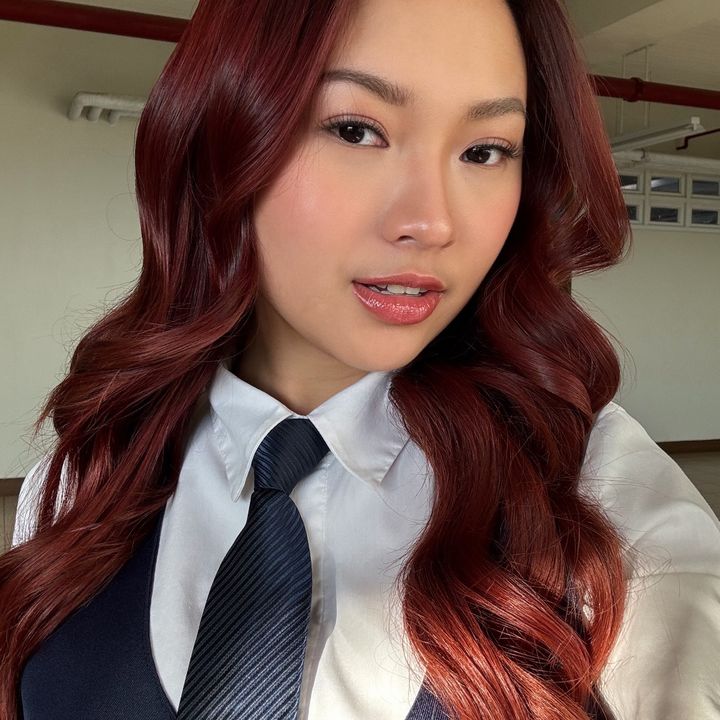 Angela Muji @angela_muji