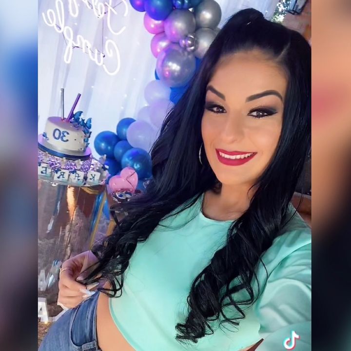 Karen González @kagonzalez92