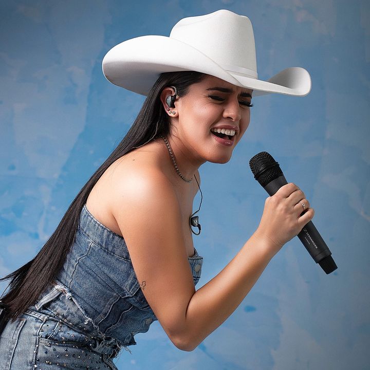 Mily Britez @milybritezmusica