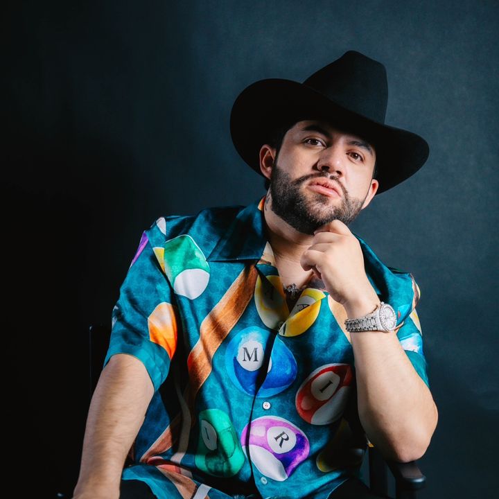 Luis R Conriquez @luisrconriquezoficial