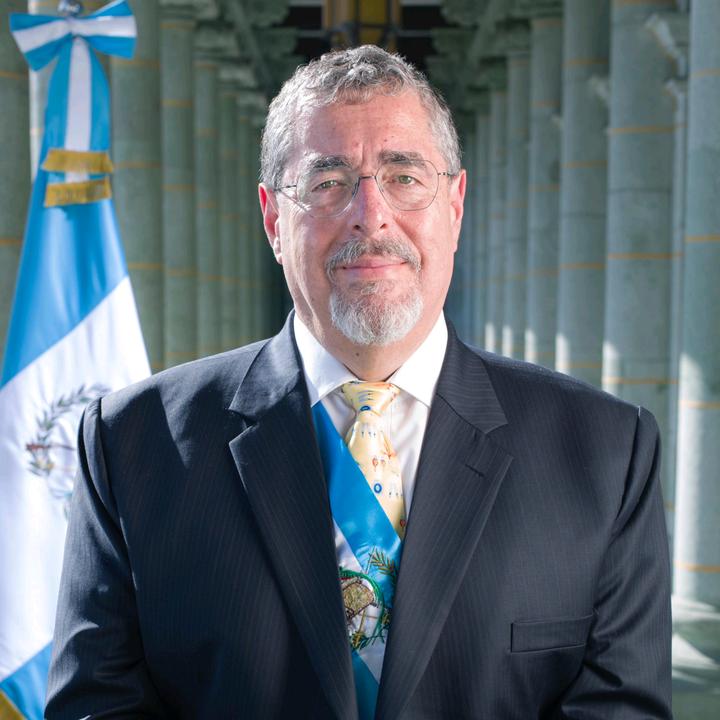 Bernardo Arévalo de León @bernardoarevalogt