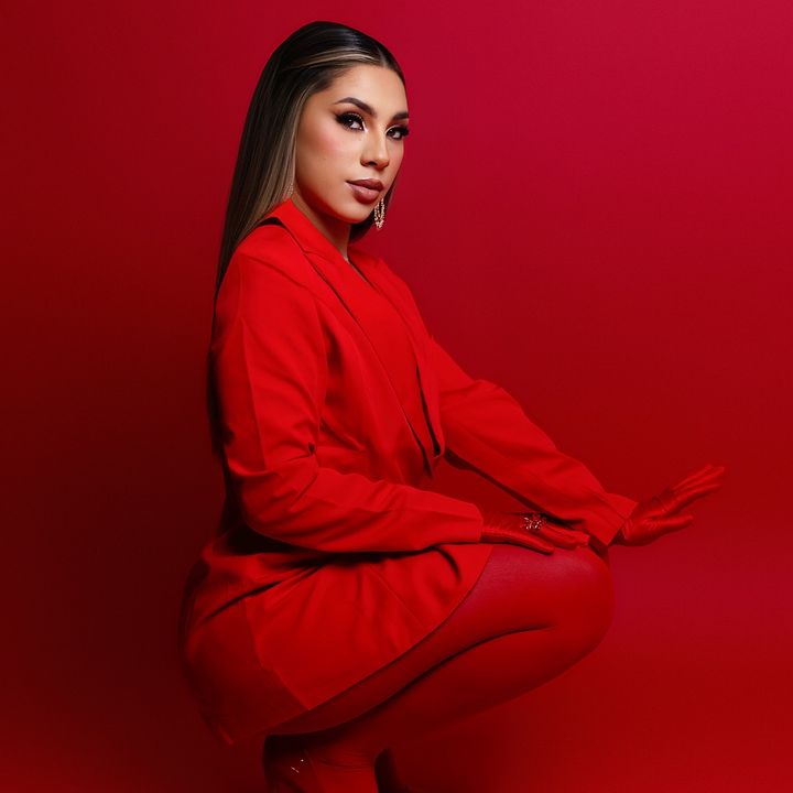 ELizabeth Esparza @eliesparzaa
