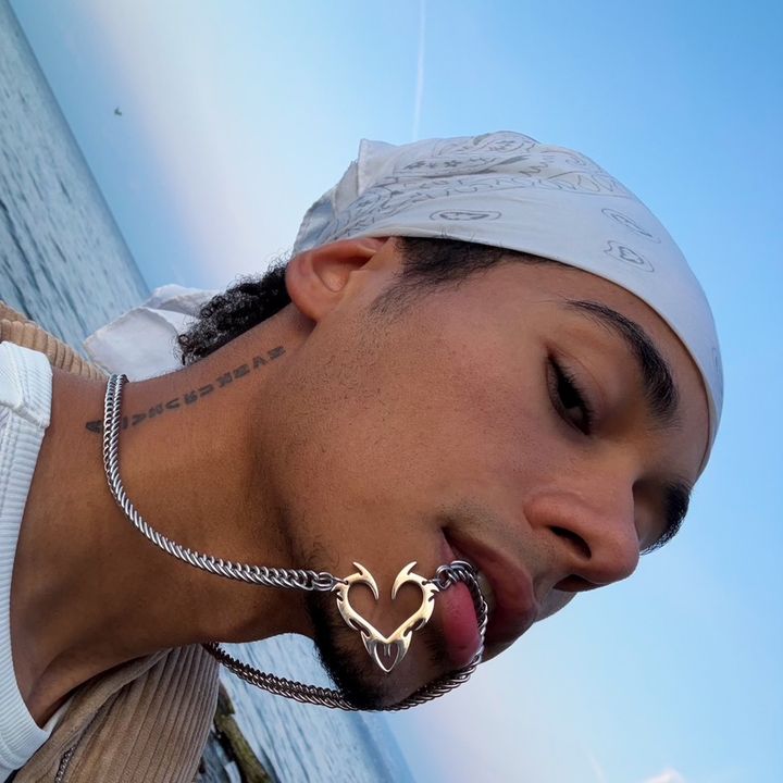 ENZY DELLOW @enzy.dellow