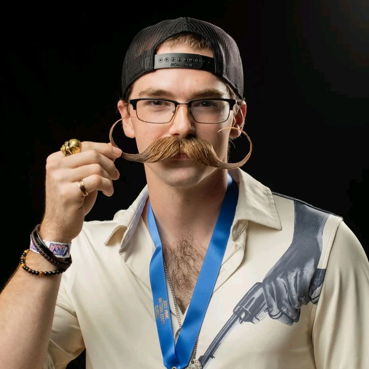 Hunter Kelly @balmyink