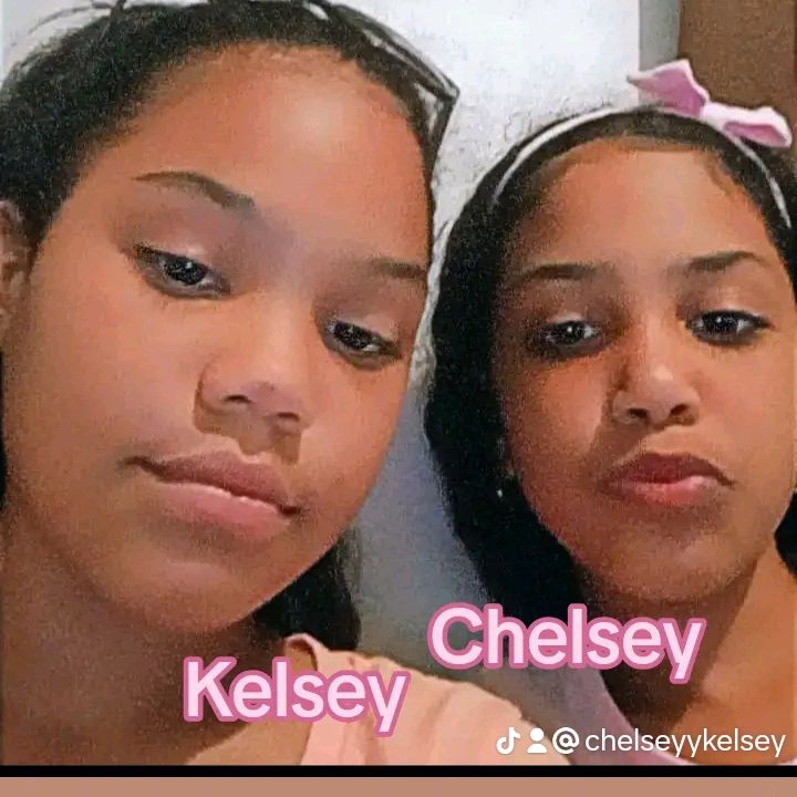 Ocurrencia de Chelsey y Kelsey @chelseyykelsey