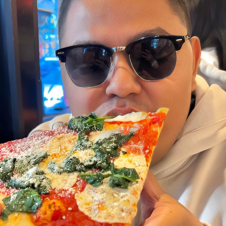 Daniel Eats @danieleats.cr