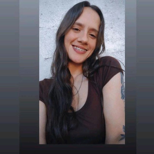 𝙰𝚗𝚝𝚘𝚗𝚎𝚕𝚕𝚊❣️🍂 🇺🇾 @gonzalezjulliana