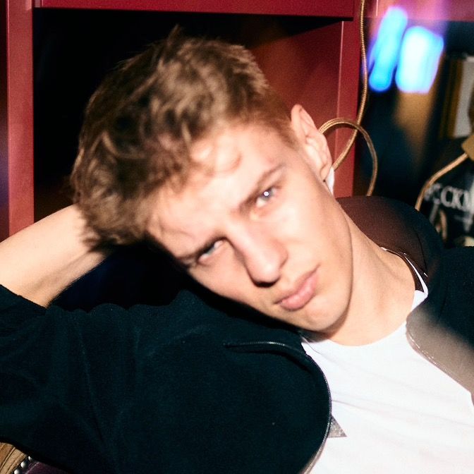 Levi Penell @levihallo