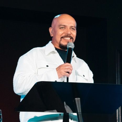 Henry Zúñiga @pastorhenryzuniga