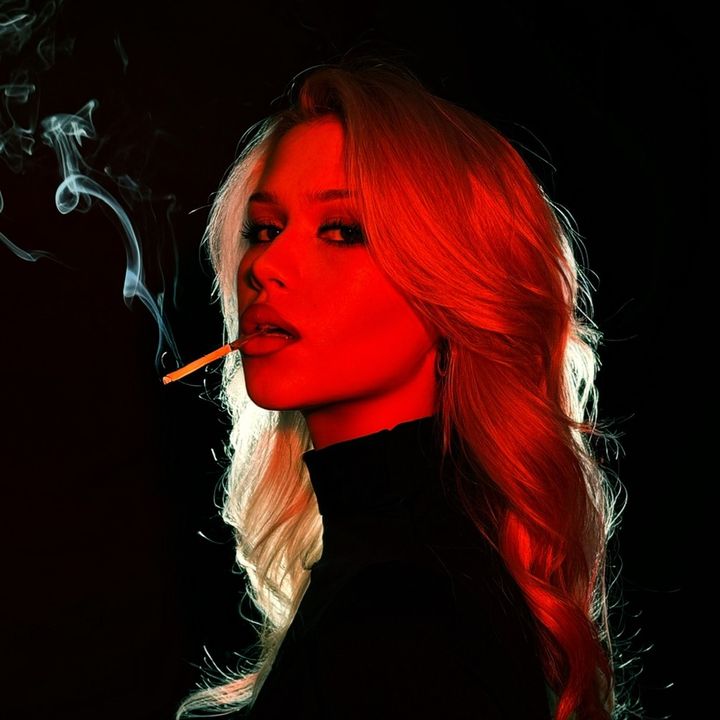 ELVIRA AH @idol.evil