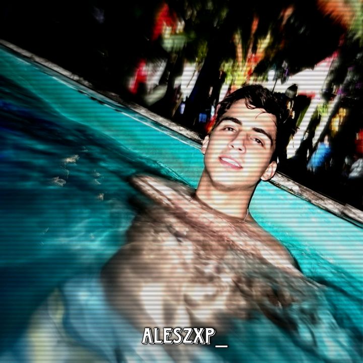 𝑨𝒍𝒆𝒆𝒔𝒛𝒙𝒑 ϟ @aleszxp_