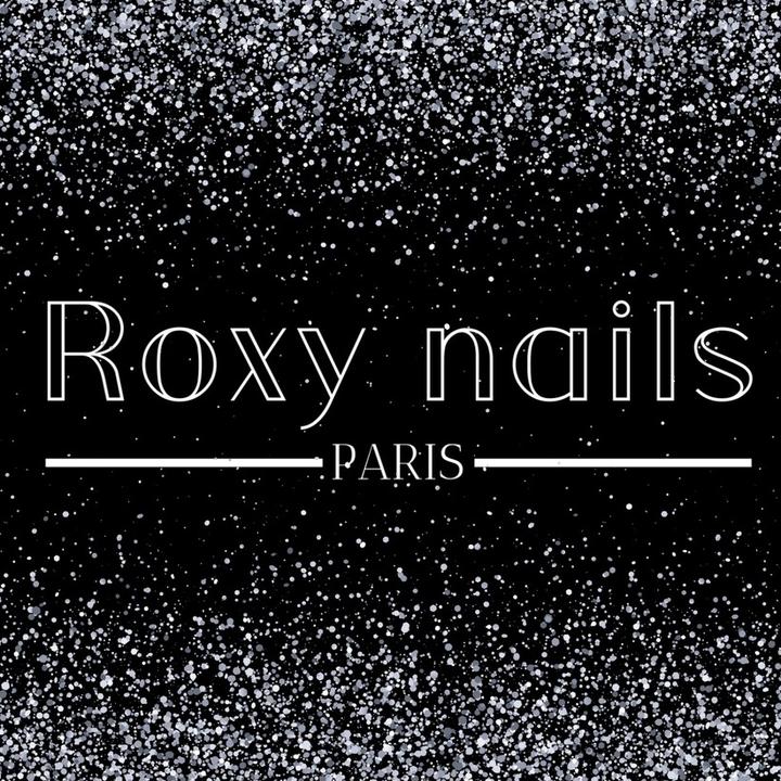 Roxy Nails Paris 💅🏻✨ @roxynailsparis