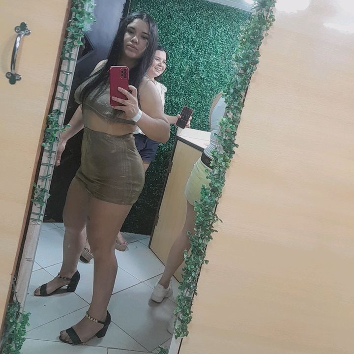 Ara @arafleitas212