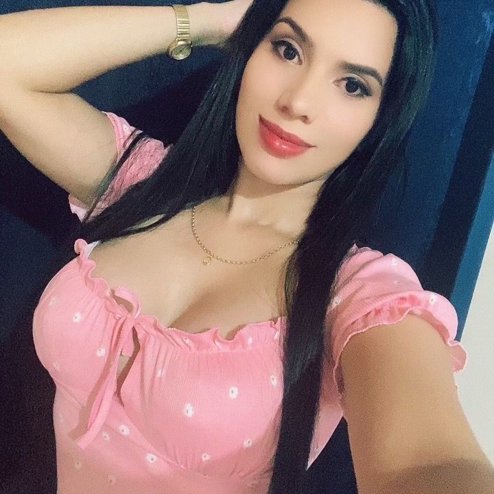 Monse Martinez @monsemartinezz22