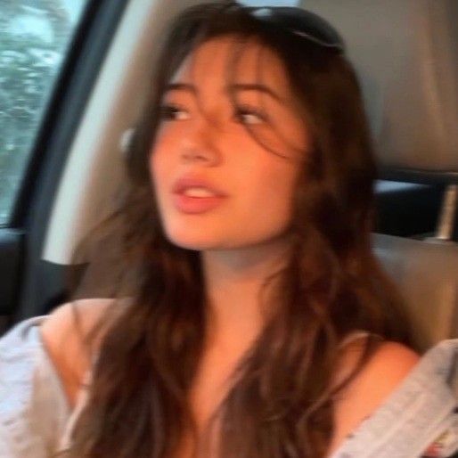 yelenasnewvest @yelenasnewvest